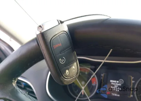 2021 Jeep Cherokee Altitude Fwd from USA, damaged, VIN 1C4PJLLB9MD144087